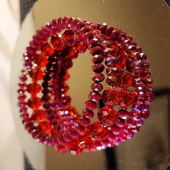 Ali Khan New York Ruby Red AB Crystal Memory Wire Bracelet - Picture 5 of 5